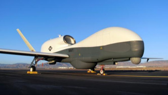 美接連派轟炸機、無人機前往日本，駐日美軍正升級空中力量