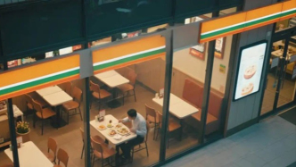 接下來，窮鬼餐廳要現原形了