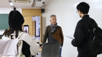 為什么選擇在高校做老師？蔣昌建：想到一個自己所學能跟大家分享的地方