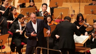 德國(guó)男中音馬蒂亞斯·格內(nèi)：古典音樂的未來在亞洲