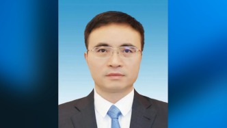 王忠誠出任四川遂寧代市長，此前為成都市政府秘書長