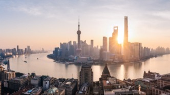 上海市委財經(jīng)委會議分析研判當(dāng)前經(jīng)濟(jì)運(yùn)行情況，調(diào)度部署下階段重點(diǎn)工作