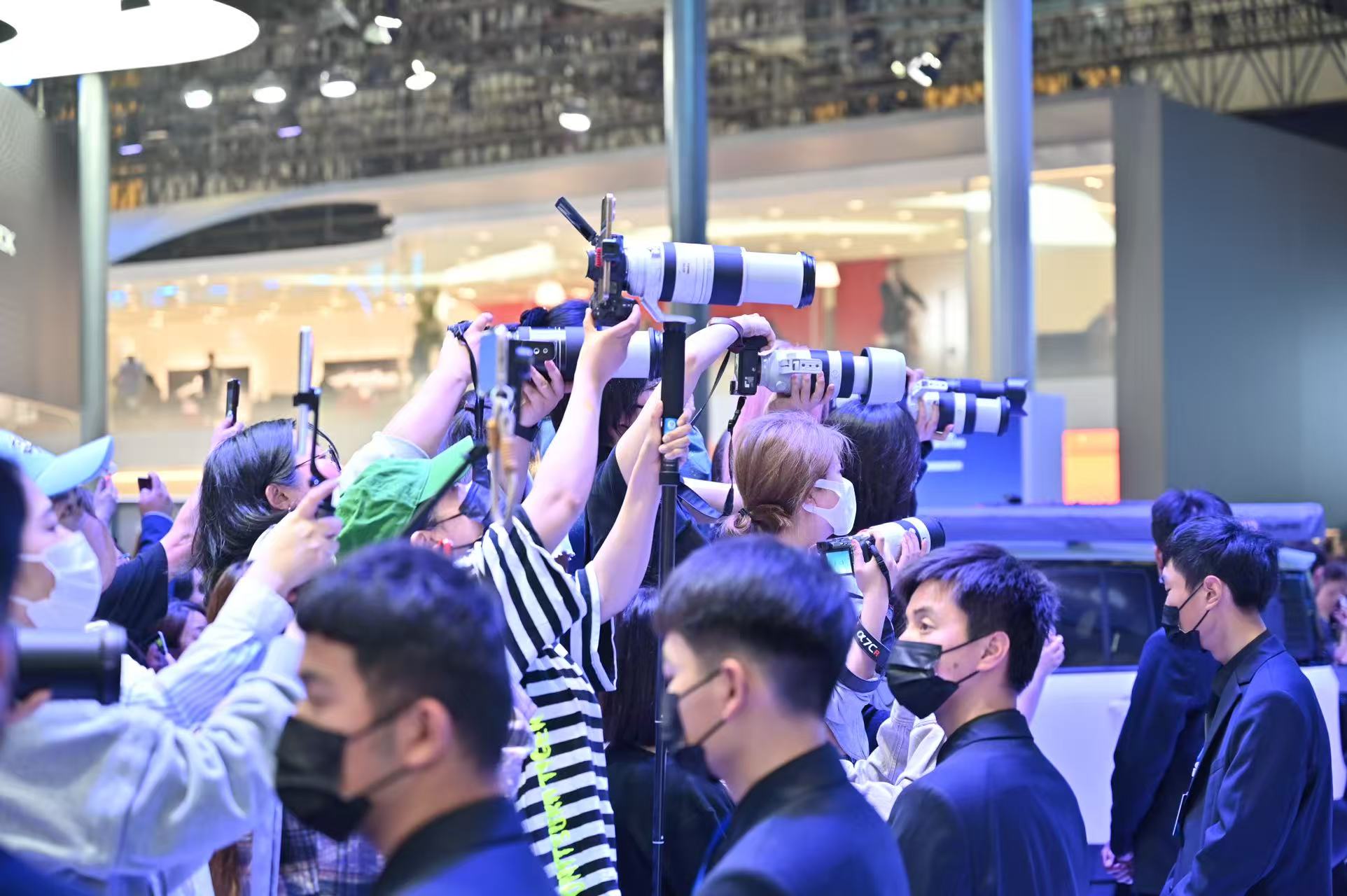 https://imgpai.thepaper.cn/newpai/image/1745381228717_hf8JQR_1745381302485.jpg