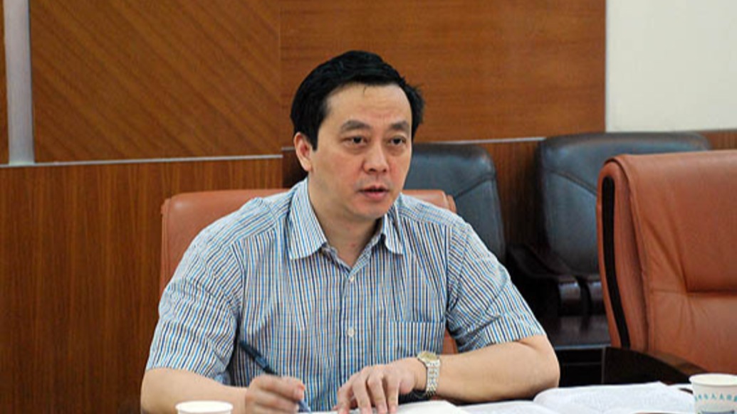 河南省行政審批和政務(wù)信息管理局黨組成員、副局長翟曉賓被查