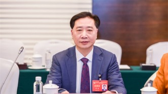 民盟贵州省委副主委、贵州医科大学附属医院后勤管理处处长李龙被查