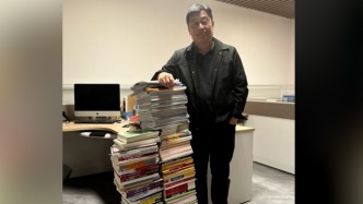 46岁男子3战考研成功上岸：白天上班晚上备考，想给女儿做个榜样