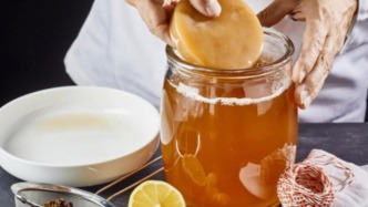 东北大娘玩剩下的自制饮料，咋被中产白女捧成能抗炎抗氧化的“咖啡贵替”？