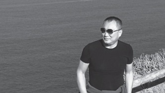 龚曙光：散文家永远只有一个视角，就是“我与时代”