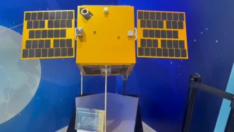上海報業集團展臺復刻“靜安夢想星”，鼓勵少年太空夢