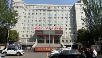 山西10歲男孩遭生母和繼父毆打遇害，案件庭審延期
