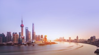 上海發(fā)布一組人事任免信息：錢曉、翁軼叢任市數(shù)據(jù)局副局長