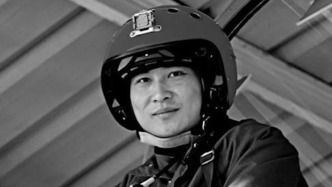 “人民英雄”張超逝世九周年，為保全戰(zhàn)機(jī)他錯失最佳跳傘時機(jī)