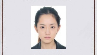 因高顏值走紅的女通緝犯出獄后當(dāng)主播自稱“改邪歸正”，賬號(hào)已被封