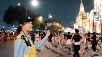 一抹靚麗風景！女子全球夜跑系列賽上海站開跑