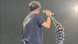 是長城也是脊梁！謝霆鋒香港開唱，直言演唱會麥架靈感來源
