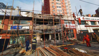 辽宁辽阳市白塔区一饭店发生火灾，已造成22人遇难3人受伤