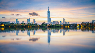 南京106亿元成交19宗涉宅地块：建邺区地块楼面单价重回4.5万元