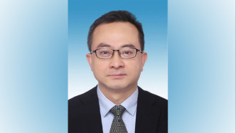 國家醫(yī)保局副局長顏清輝調(diào)任人社部副部長