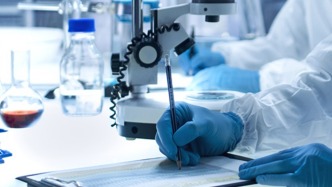 人民日报钟声：国际社会应共同维护科学溯源的正确方向