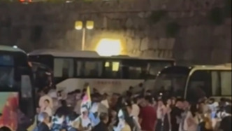 江西望仙谷回應“游客凌晨等不到接駁車”：已限流，接駁車運行時間延長