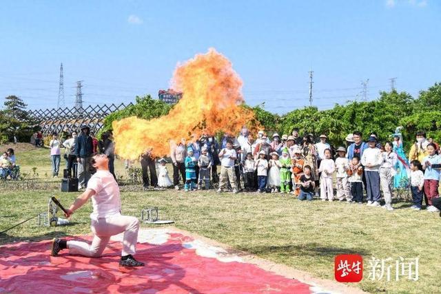 五一假期前三日多景区客流刷新纪录，演艺、古镇、山水都很火