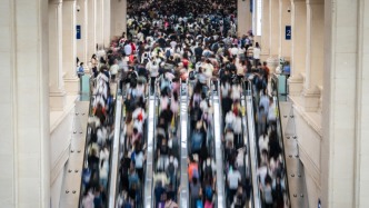 “五一”假期第三天，预计全社会跨区域人员流动量超2.8亿人次