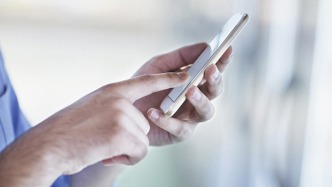 老人誤操作免密支付買幾百只雞崽，經濟日報：支付要便捷也要安全