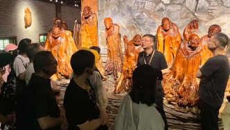 浙江一文旅局長(zhǎng)五一親自帶團(tuán)，去年專門考取了導(dǎo)游證