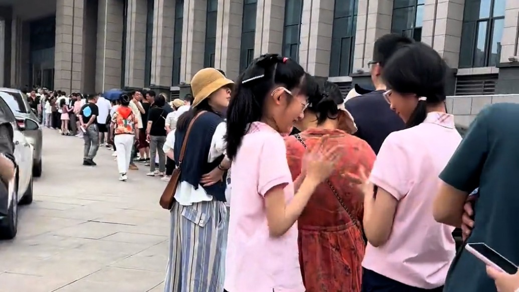 3至18元吃當(dāng)?shù)靥厣?，重慶榮昌政府機(jī)關(guān)食堂開放引游客