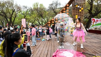 長線游、縣域游、主題游等持續升溫，假期文旅市場供需兩旺