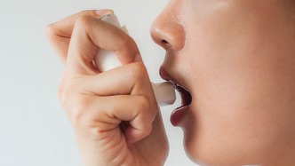 世界哮喘日丨張旻：哮喘的整體診斷率不足三成，吸入治療是重要治療手段