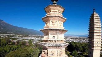 無人機擅自穿越大理崇圣寺三塔時“炸機”，官方：已找到肇事者
