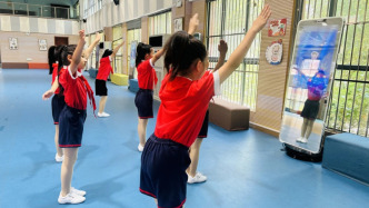 学校体育改革调研：魔镜、AI，科幻体育课让运动更有趣锻炼更科学