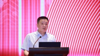 王日春已任教育部社会科学司司长，此前系人教社总编辑