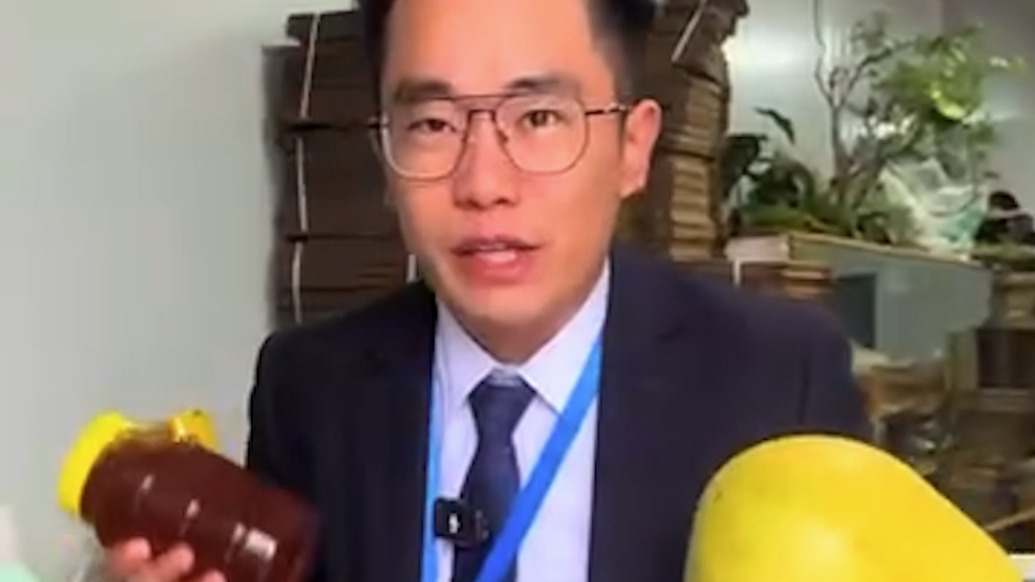 直播间里的村支书｜关祖苹：如果流量有价值，应该用在为村民增收上