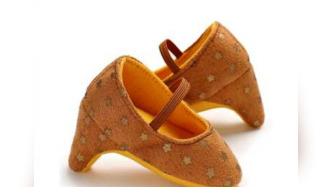 網(wǎng)店賣“嬰兒高跟鞋”被網(wǎng)友斥審美畸形，客服：用作裝飾并非真穿