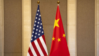 中美经贸高层会谈在瑞士日内瓦开始举行
