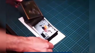 “纸片茅台”撕拉片涨到2000元一盒，较停产前溢价15倍