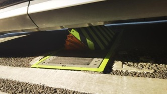 福州千余公共道路泊车位装“智能地锁”续：运营公司被责令改正并罚款