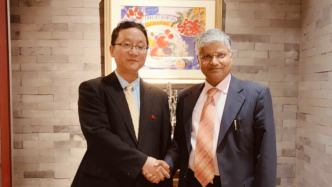 外交部亚洲司司长刘劲松会见印度驻华大使罗国栋