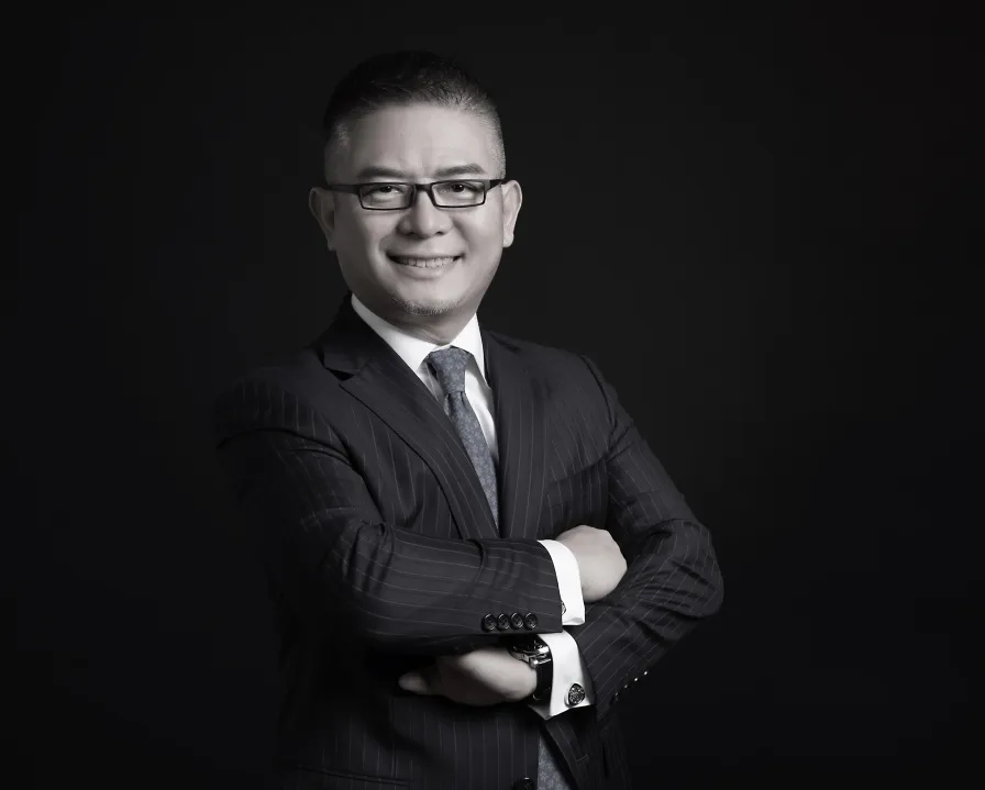 知名猎头公司创始人兼首席执行官庄华因突发疾病逝世，享年62岁