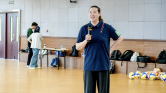 女排奥运冠军宋妮娜：青少年保持身心健康才能走得更远