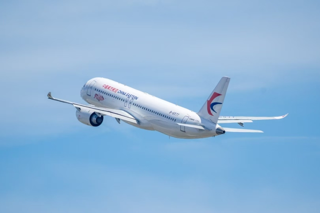 C919上海虹桥-深圳航线开通，东航今年计划再接收10架C919
