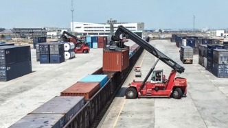 1至4月国家铁路发送货物12.99亿吨，同比增长3.6%