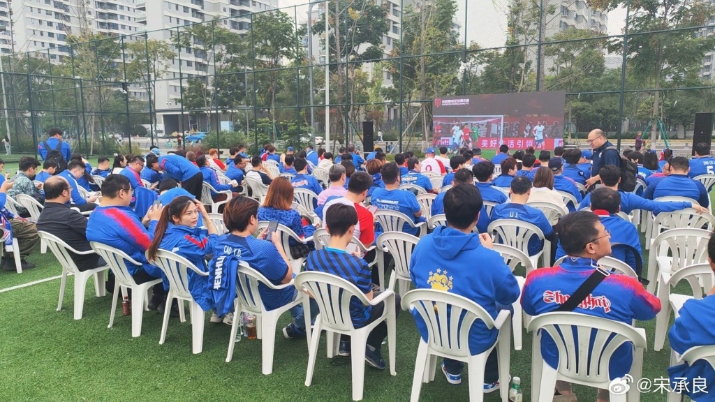 深一度｜上座率连创纪录撬动文旅，中超可否复制大连模式
