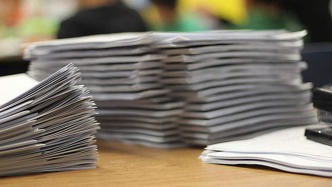 人民日報(bào)：不能層層加碼，要層層負(fù)責(zé)