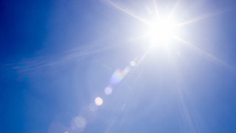 山西持续高温：阳城地表温度72.9℃破纪录，明日局部地区仍将超40℃