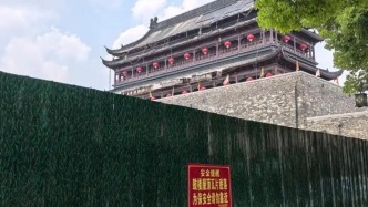 凤阳鼓楼脱落瓦片2023年刚经历修复，凤阳县文旅局长回应是否违建等焦点问题