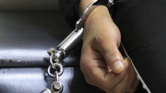 深圳警方通報男子地鐵站附近毆打女子：曾患精神疾病，已被刑拘