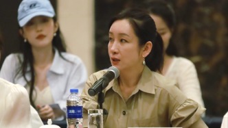 秦海璐“摘梅”后座談會發言：舞臺上不變的是人的情
